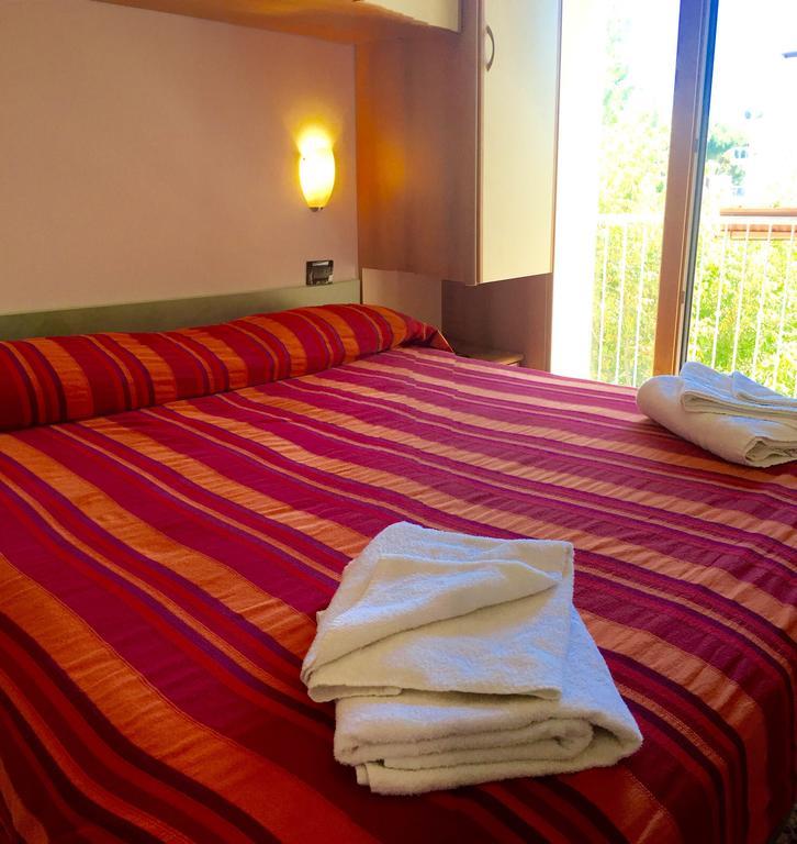 Hotel Mehari Riccione Pokoj fotografie