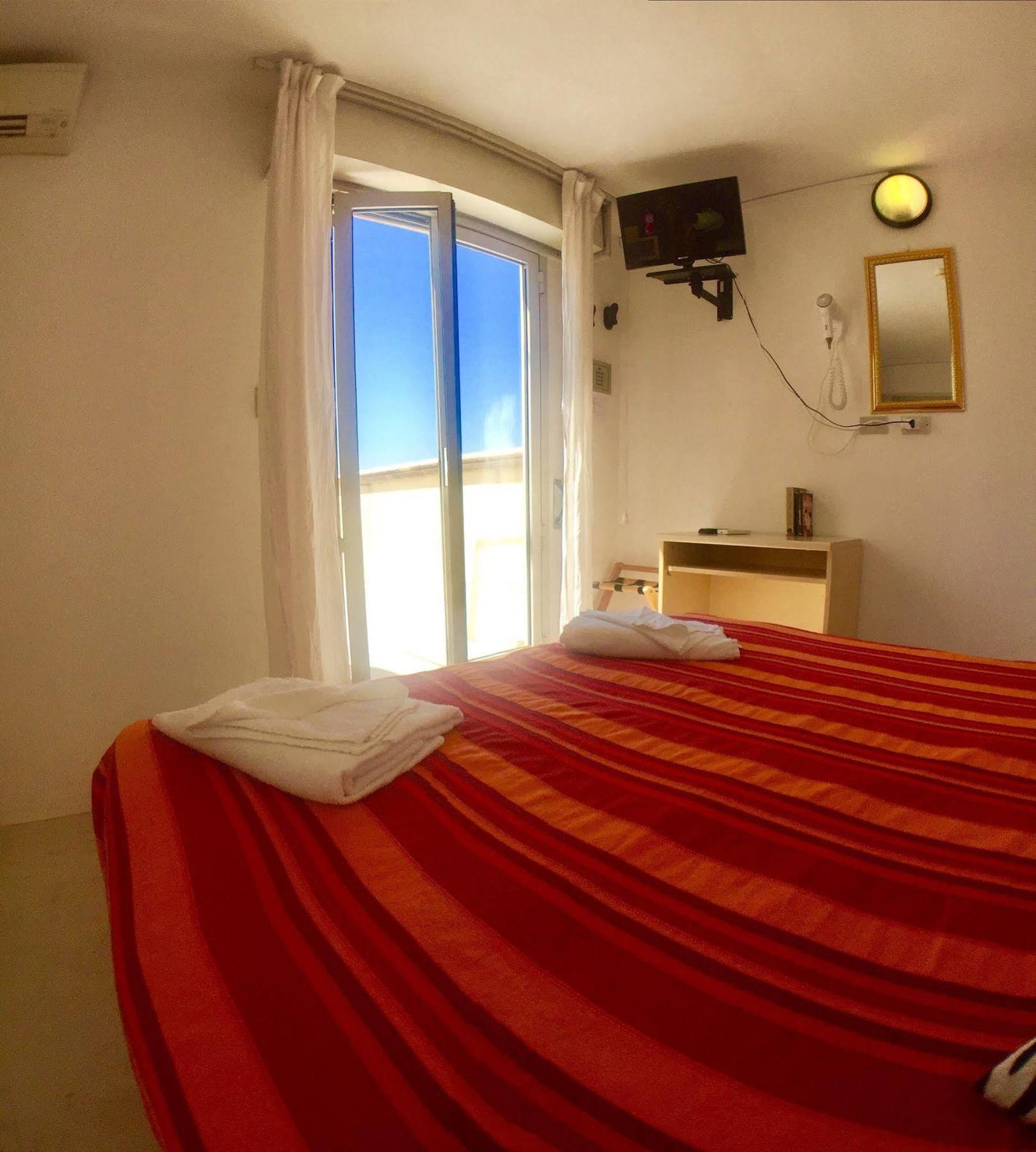 Hotel Mehari Riccione Exteriér fotografie