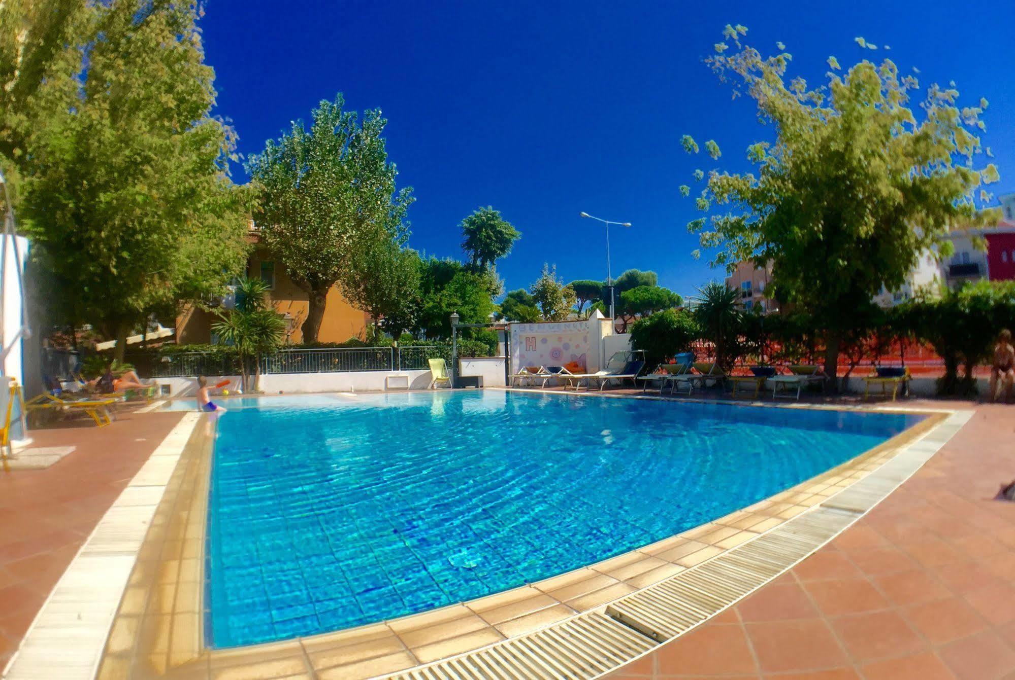 Hotel Mehari Riccione Exteriér fotografie
